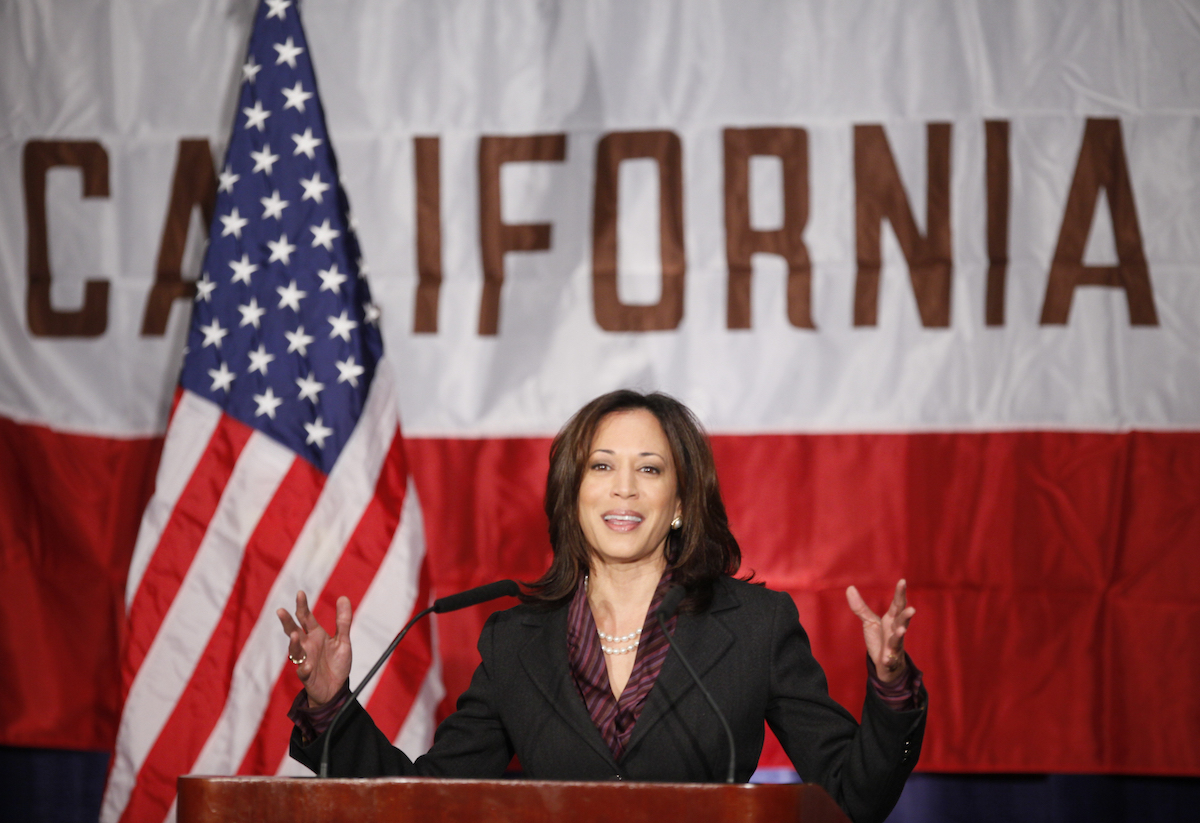 Kamala Harris AG news conference oin Los Angeles, 11-30-201