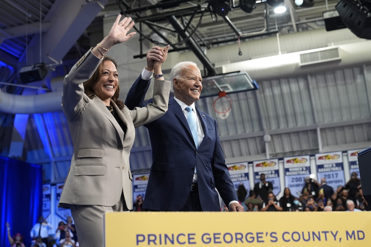 Biden and Harris for valedictory story, 8-19-2024