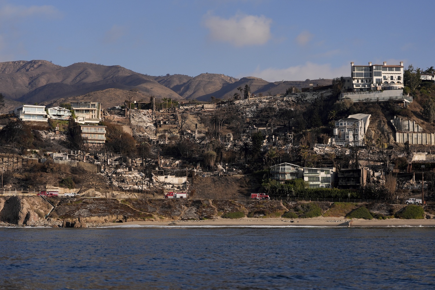 Palisades post fire 01-17-2025