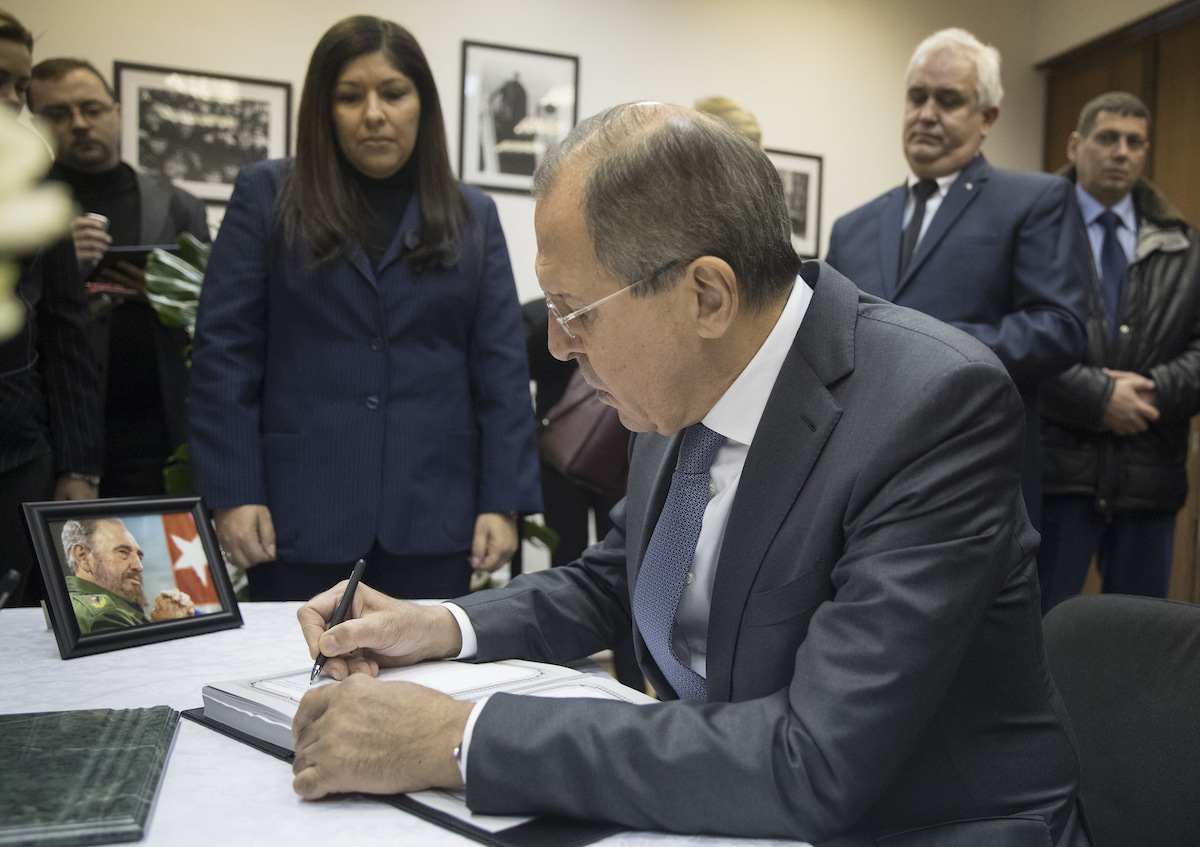 Russsia FM Sergey Lavrov at desk Nov. 2016