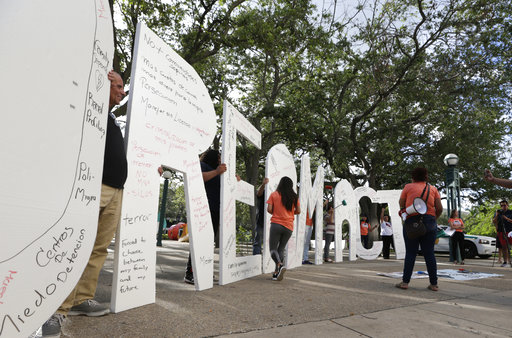 Dream Act letters protest Miami