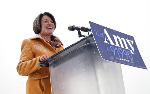 amy klobuchar rally snow february 2019