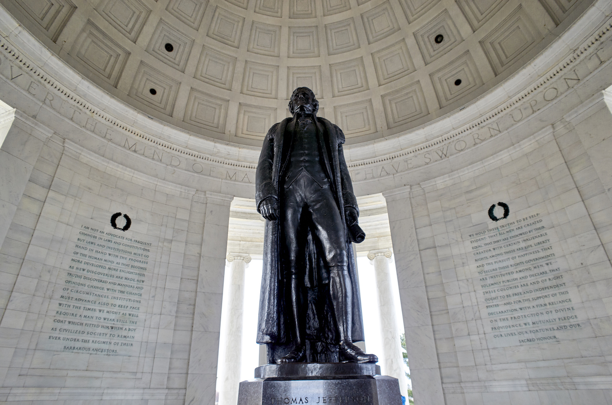 Thomas Jefferson memorial statue in Washington