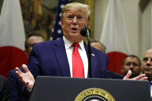 Trump incredulous at podium