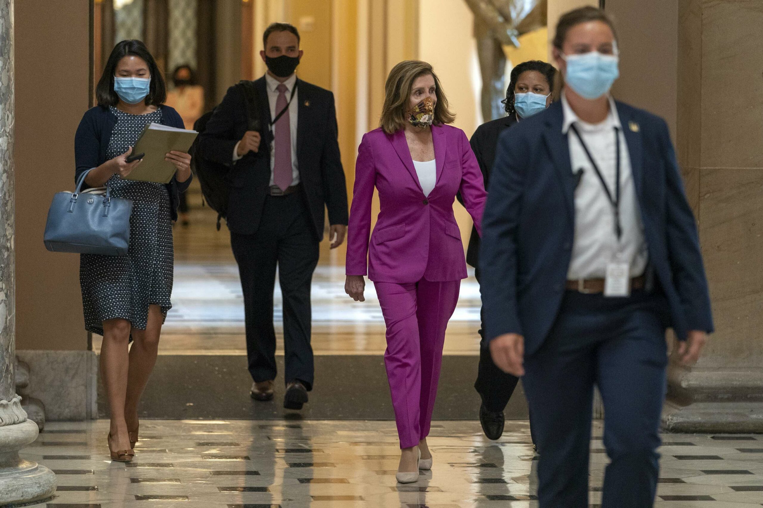 Pelosi in face mask