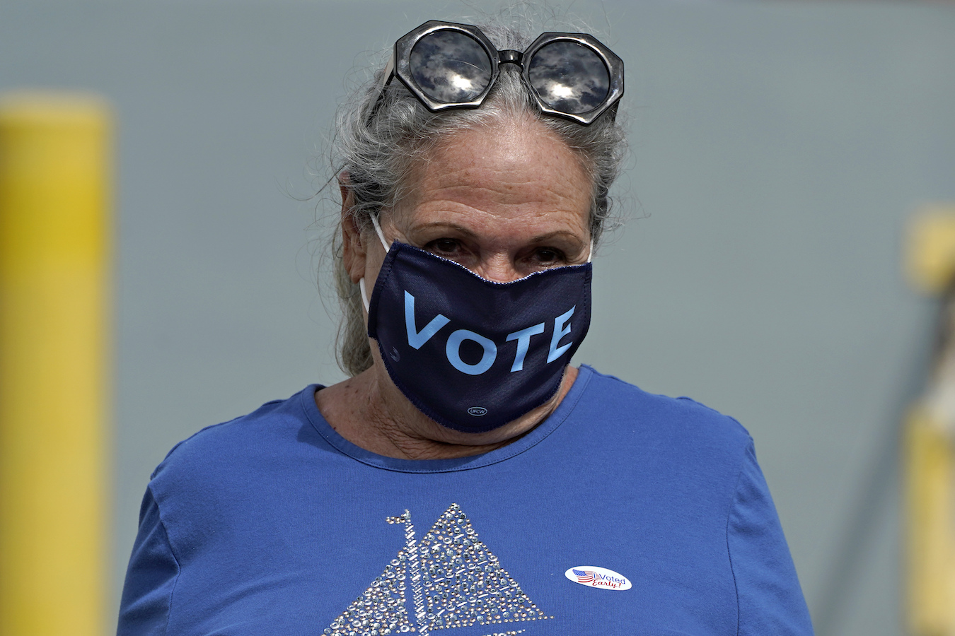 Ap Masked voter 2020 Lakeland