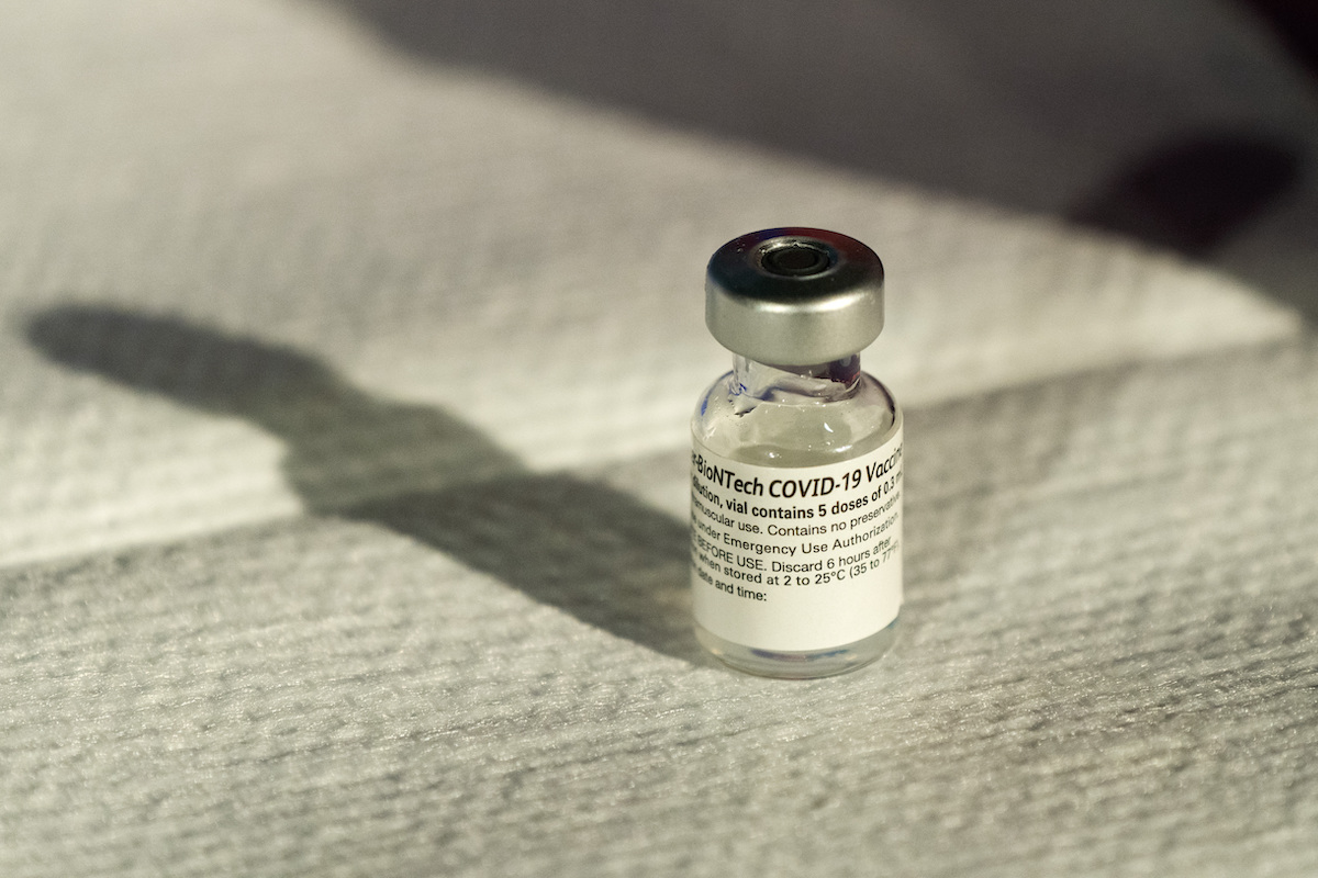 Pfizer vaccine vial Dec 2020