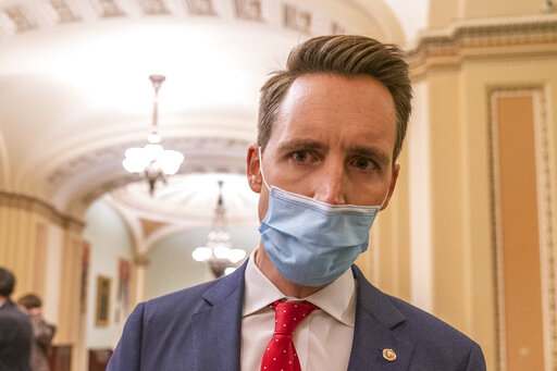 Hawley in Senate hallway