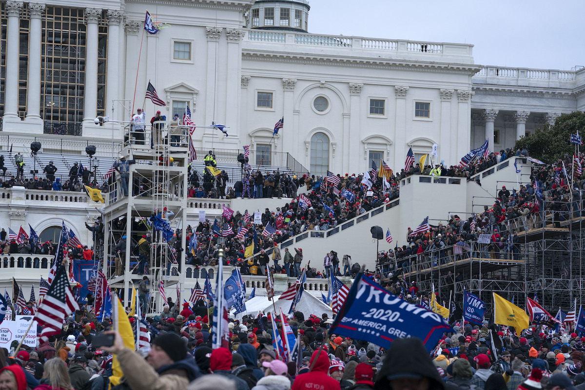 Jan. 6 crowd photo for Patriot Purge wrap story