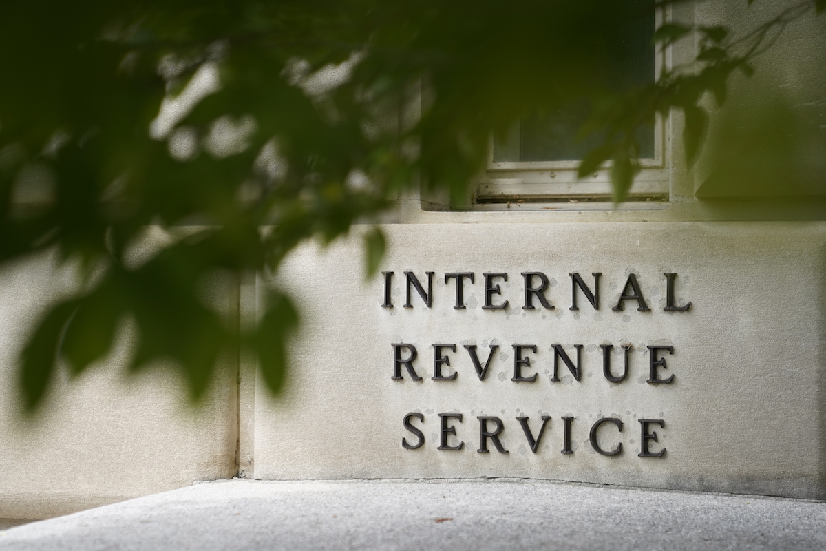 IRS building sign photo
