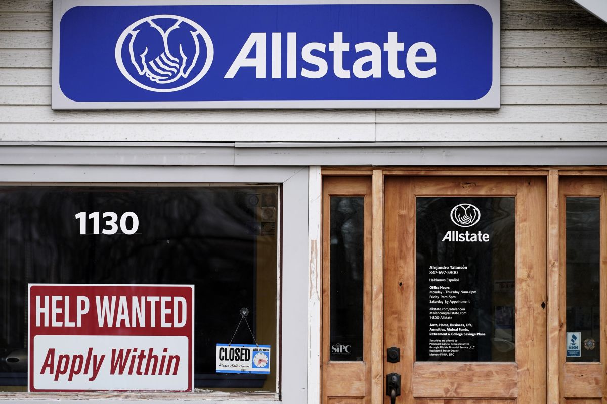 Allstate help wanted sign