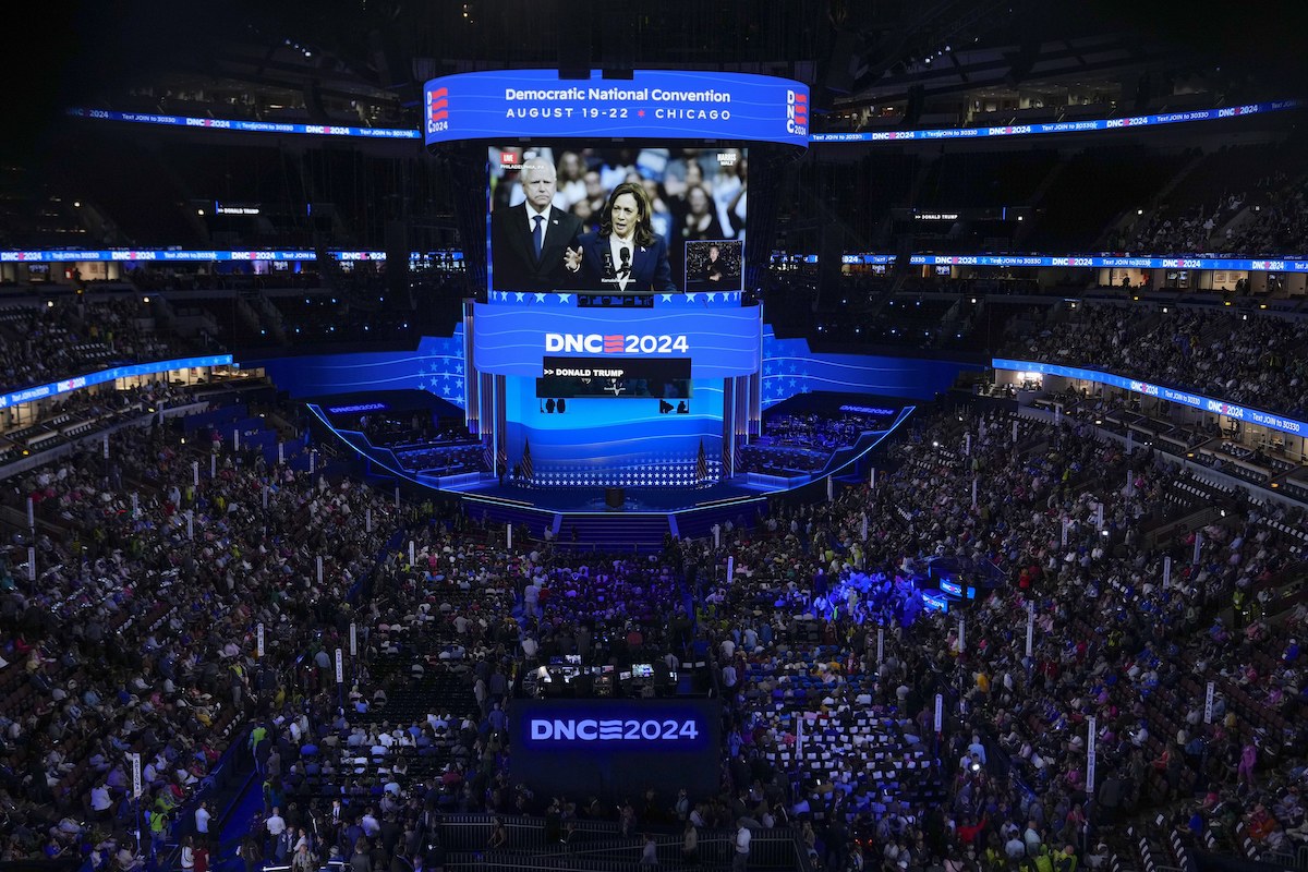 Ambiente Convencion Nacional Democrata En Espanol, 8-21-2024