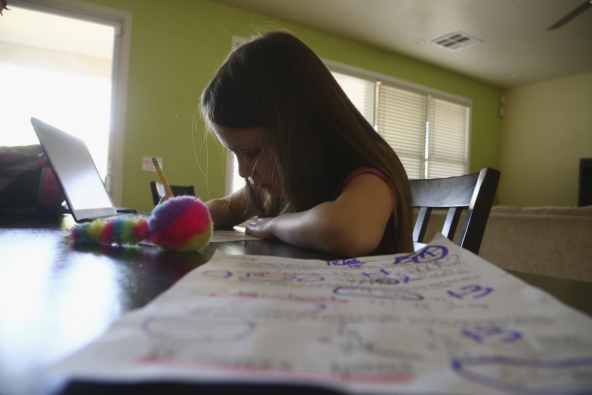 Arizona girl does school at home due to covid closure 3-16-20