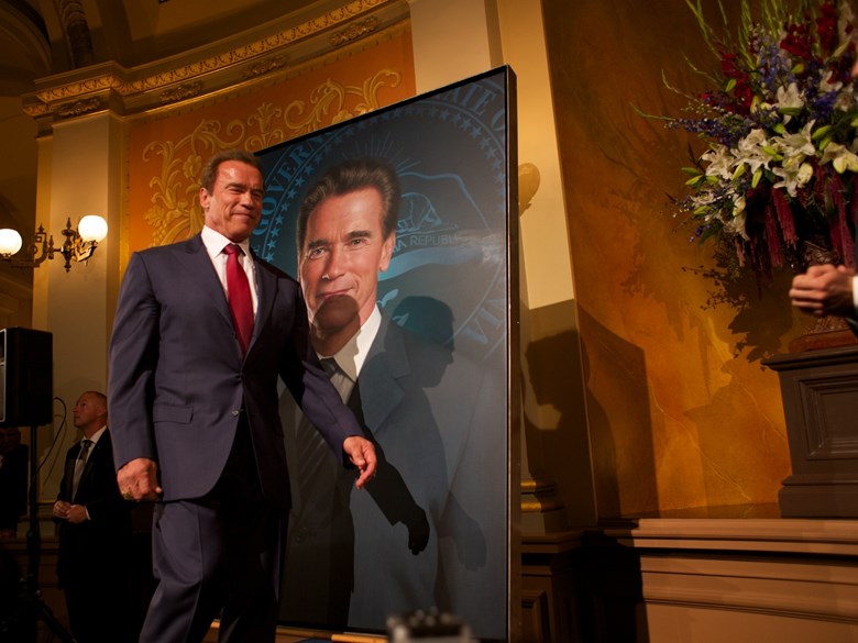 Arnold Schwarzenegger and his portrait
