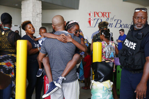 Bahamas kid arrives Riviera Sept 2019