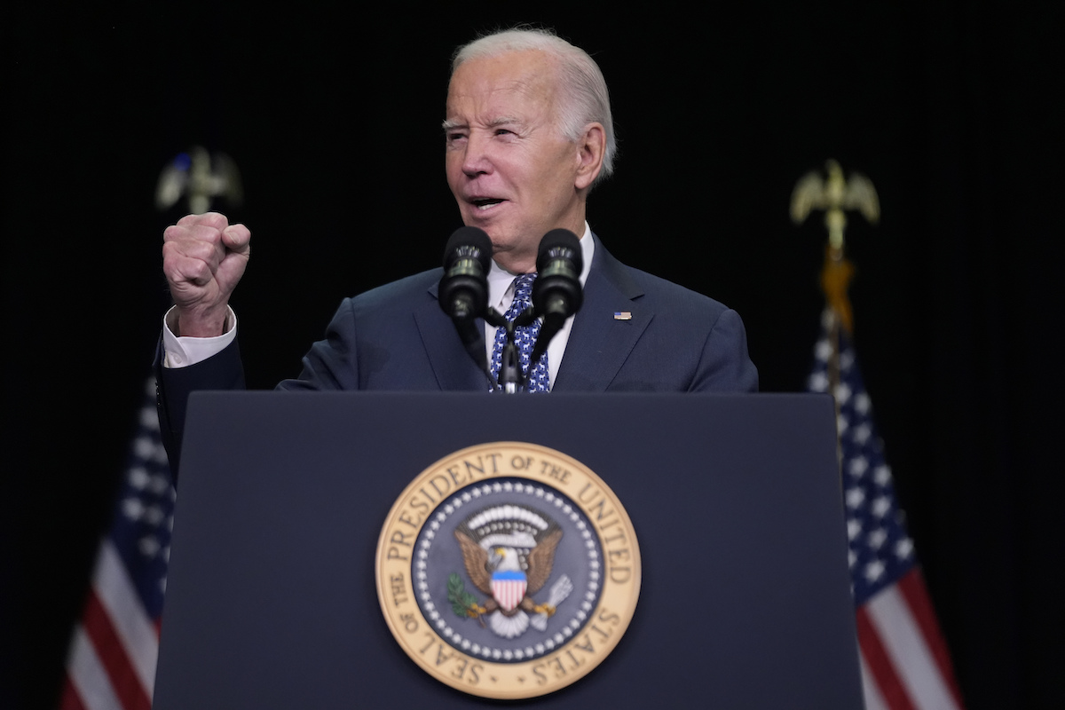 Biden caucus demócrata 022024