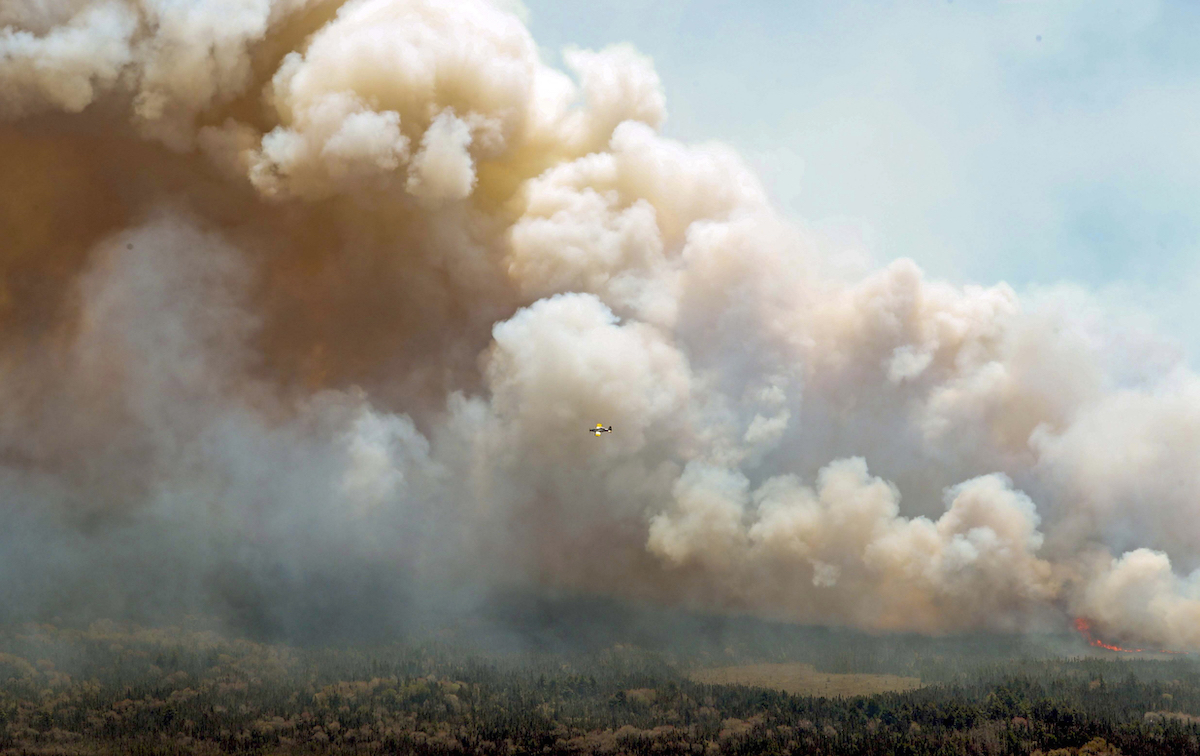 Canada wildfires smoke plume May 2023