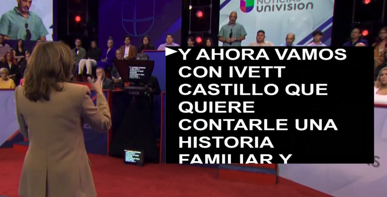Captura de pantalla video audiencia publica Kamala Harris Univision Teleprompter En Espanol, 10-10-2024