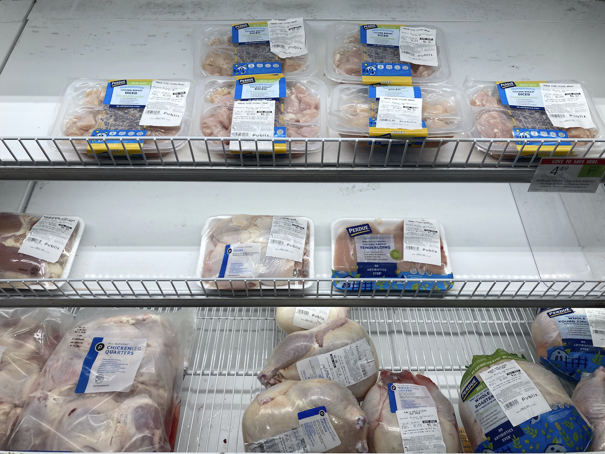 Chicken packages in Publix fridge Oct. 2021