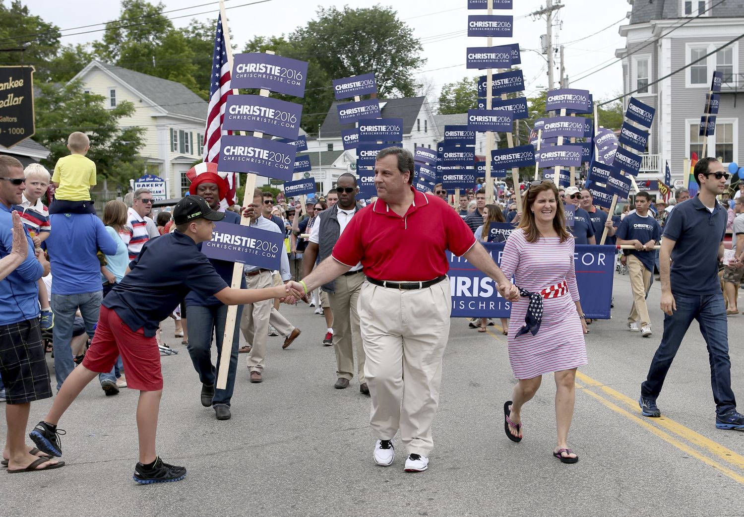 Christie shaking hands