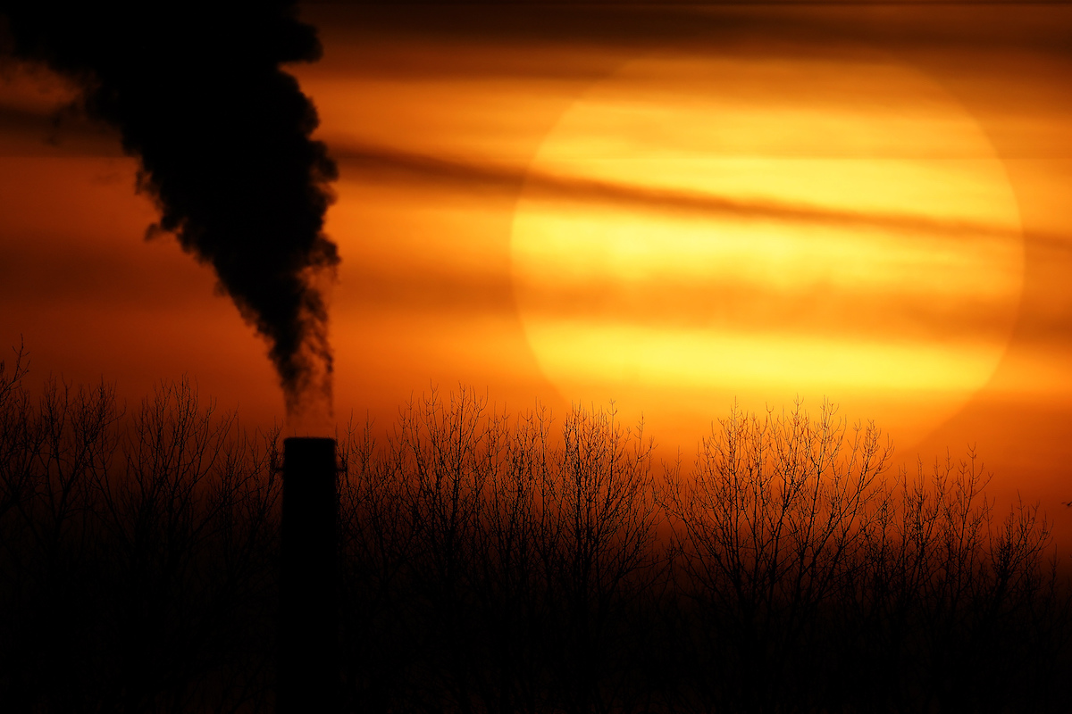 Missouri coal-fired plant in sunset 2021