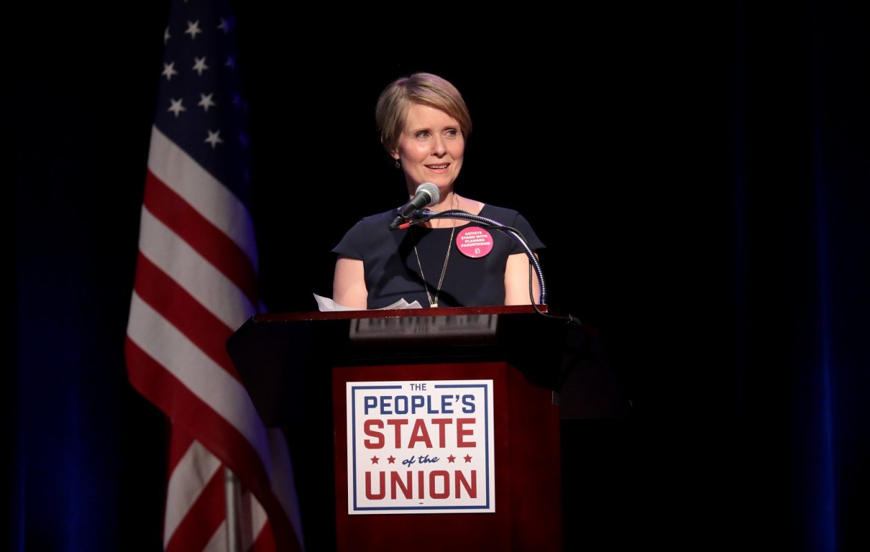 Cynthia Nixon donations photo