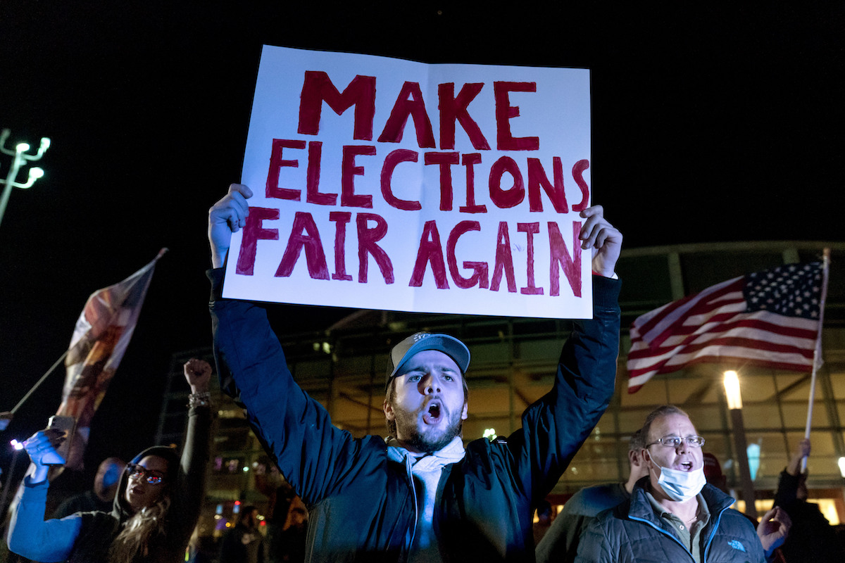 Pro-Trump sign holder Detroit