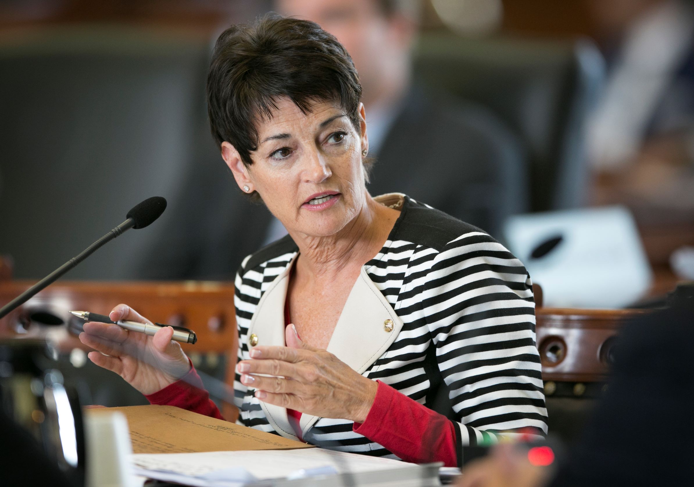 Donna Campbell, file