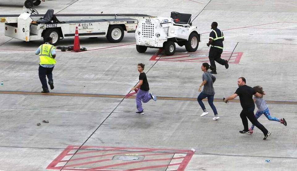 Fort Lauderdale airport shooting people running