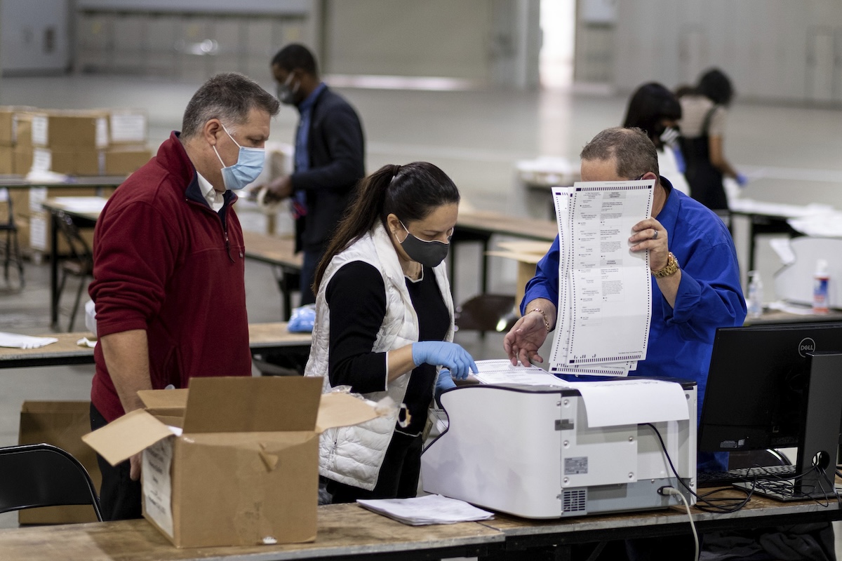Fulton County Georgia workers scan ballots in 2020 presidential election recount, 11-25-2020