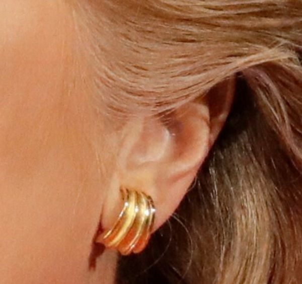 Hillary's ear