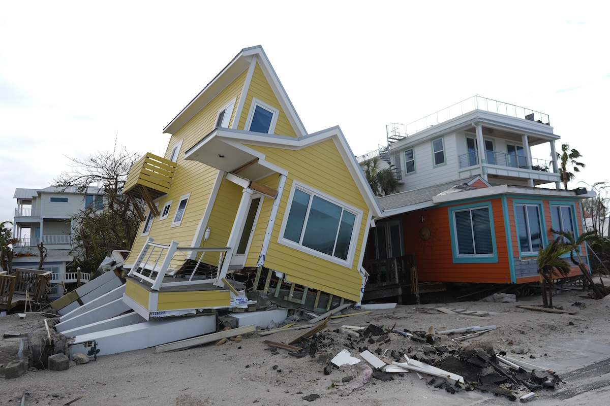 House toppled after Hurricane Milton 10-10-2024