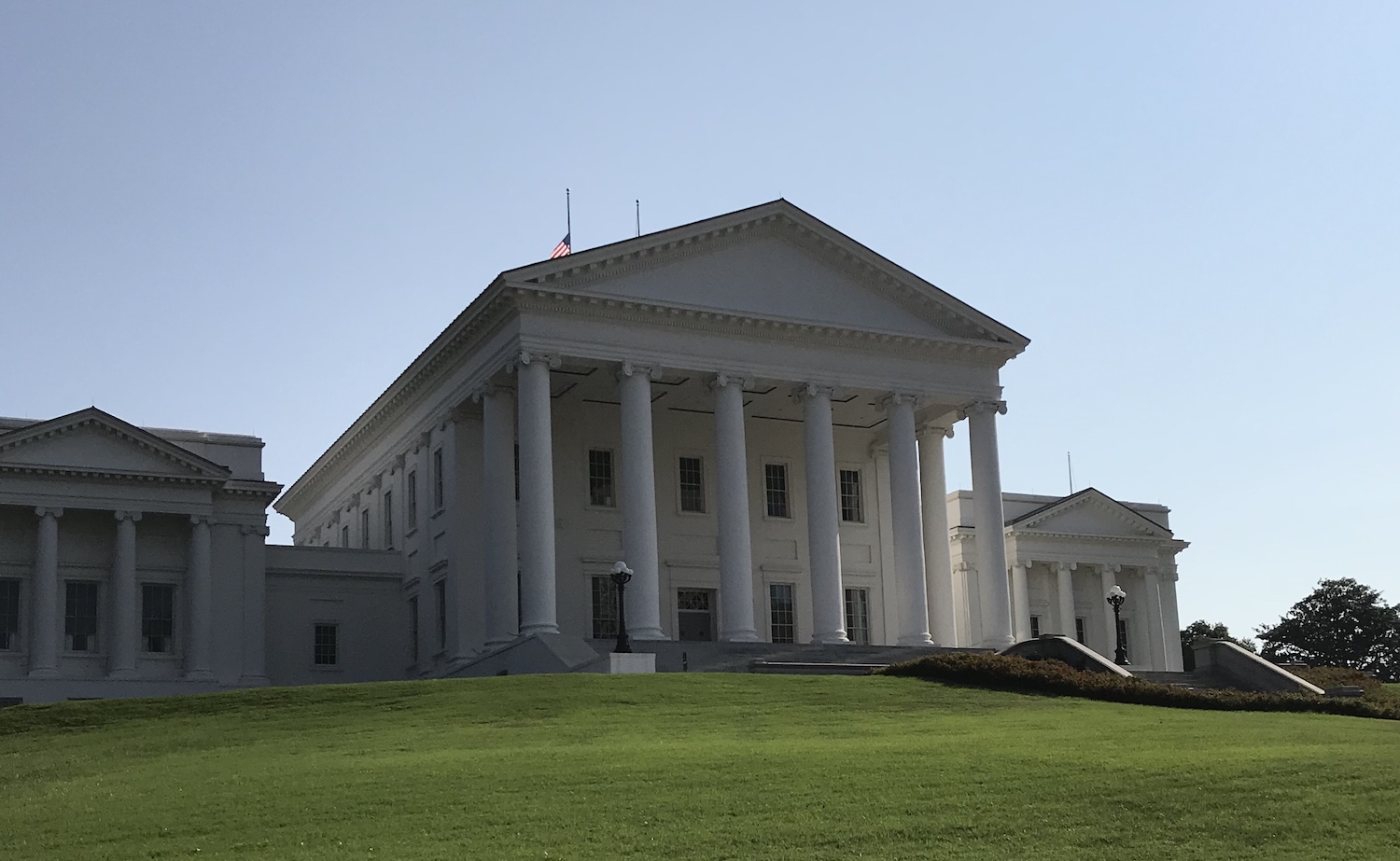 Virginia State Capitol photo