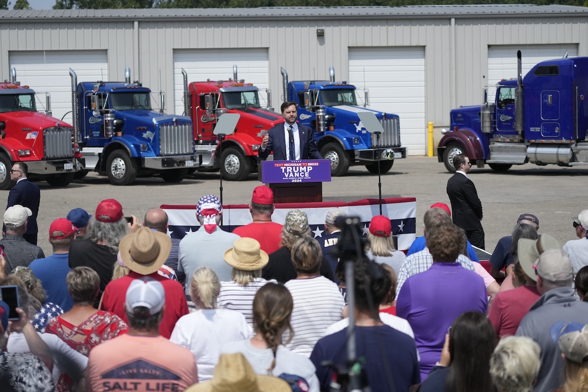 J.D. Vance speaks at campaign event in Byron Center, Michigan 08-14-2024