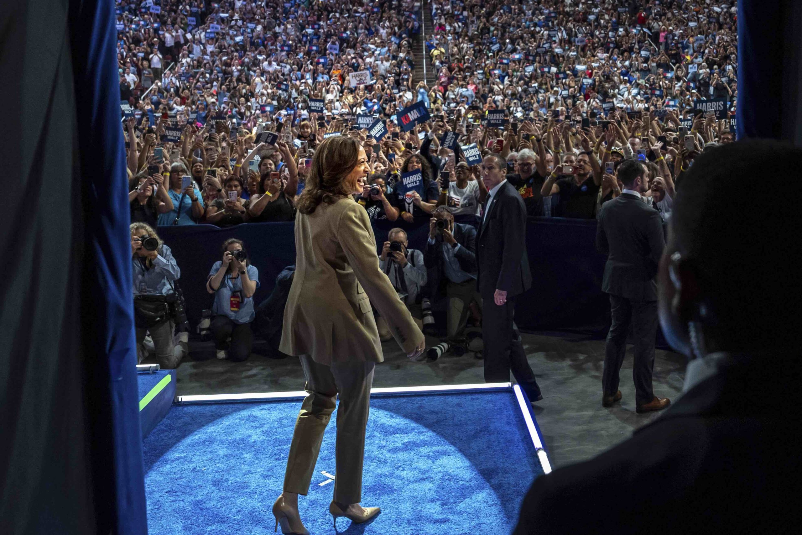 VP Kamala Harris at Glendale, Ariz., rally, 8-9-2024