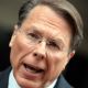 Wayne LaPierre Photo