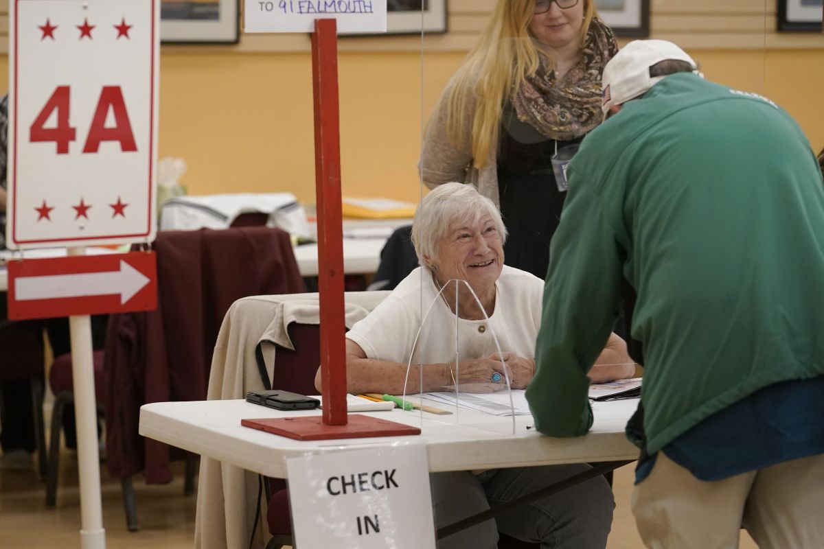 Polling place in Mass.