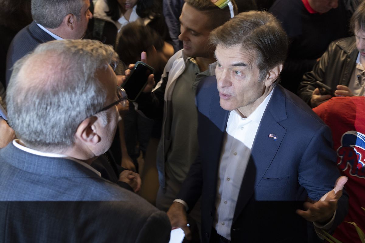 Mehmet Oz campaign 101522 AP