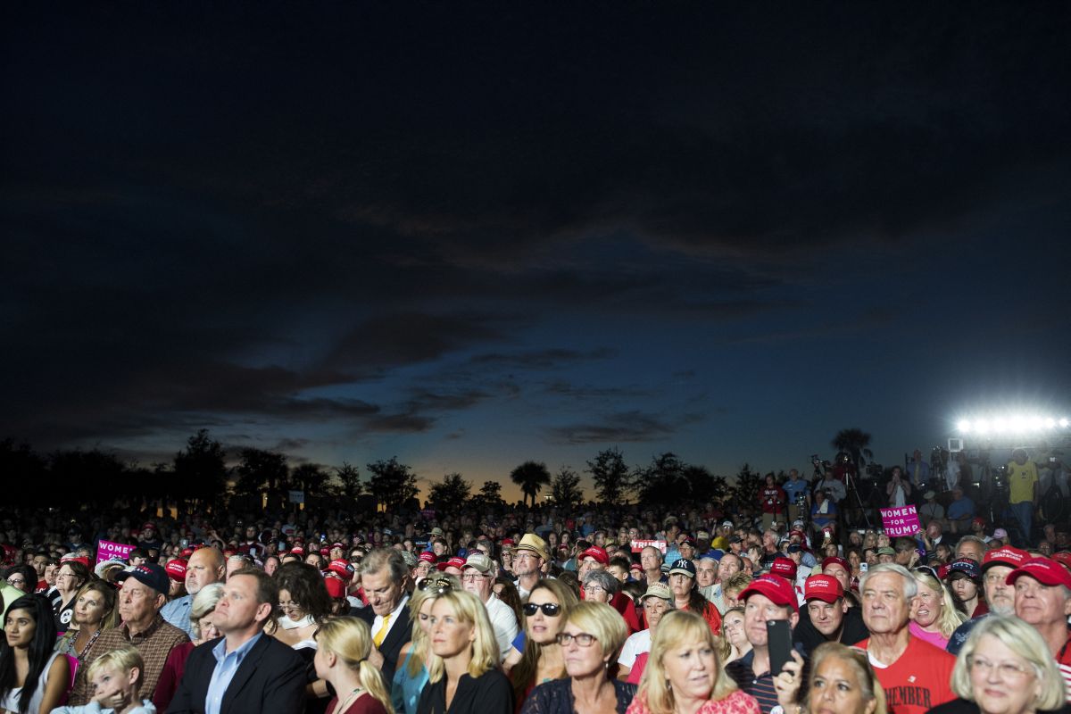 Trump crowd