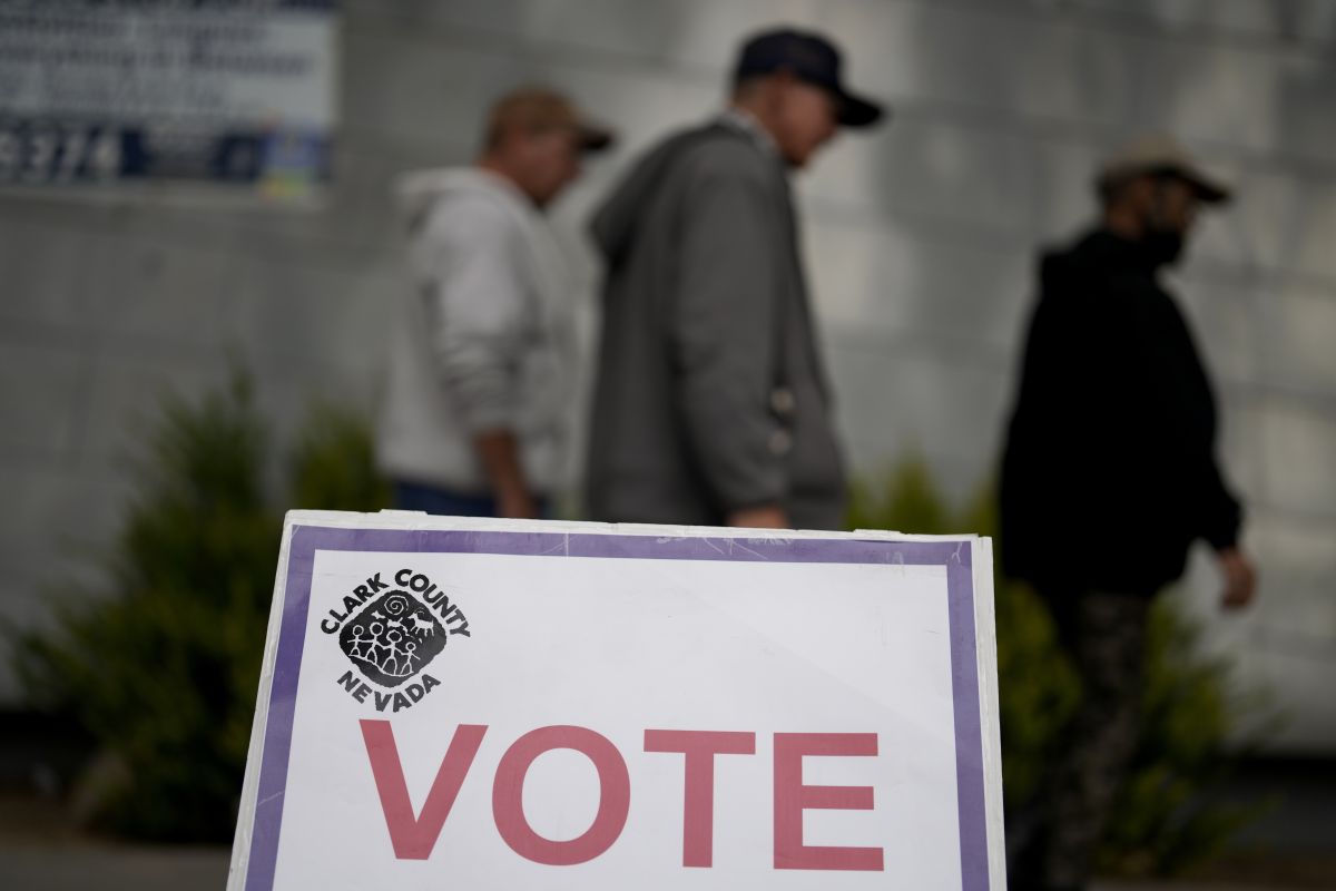 Nevada vote sign in Las Vegas, 11-8-2022