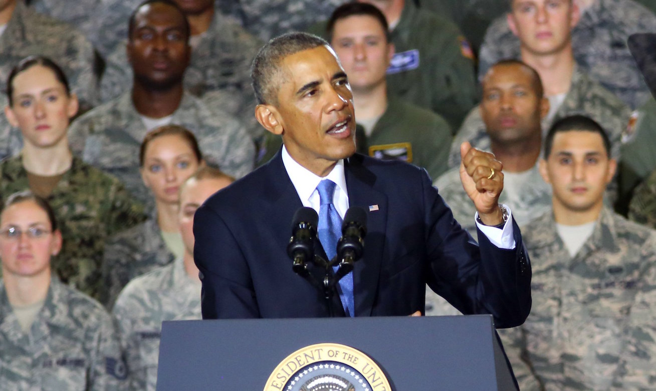 obama military claim old photo