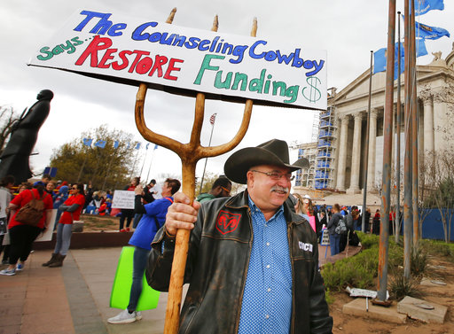 Oklahoma teacher pitchfork