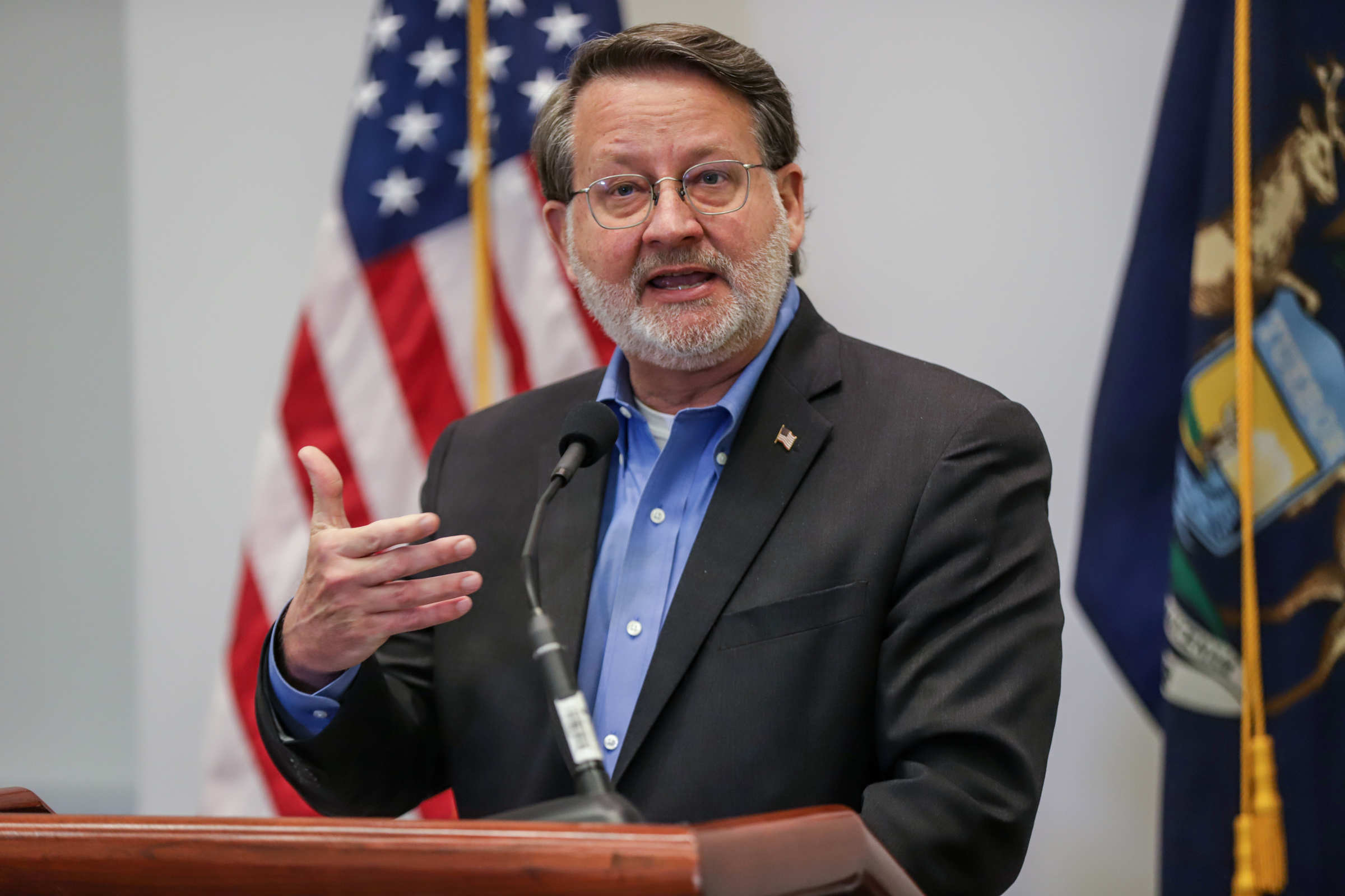 Gary Peters in Detroit Apr 2020