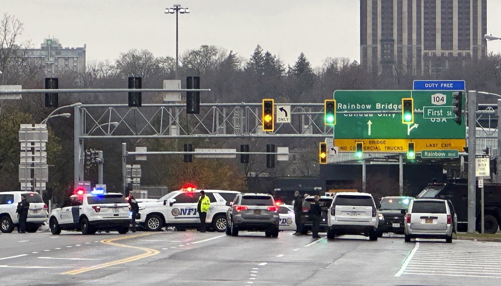 Bloqueo del puente Rainbow en Nueva York