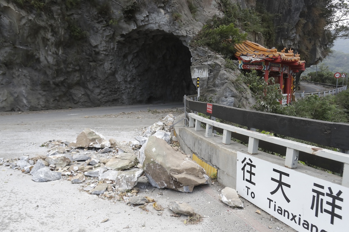 Rocks on road in Taiwan after April 2024 earthquake 4-4-2024