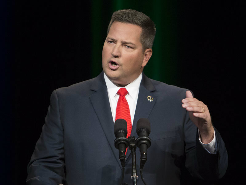 Scott Jones at debate