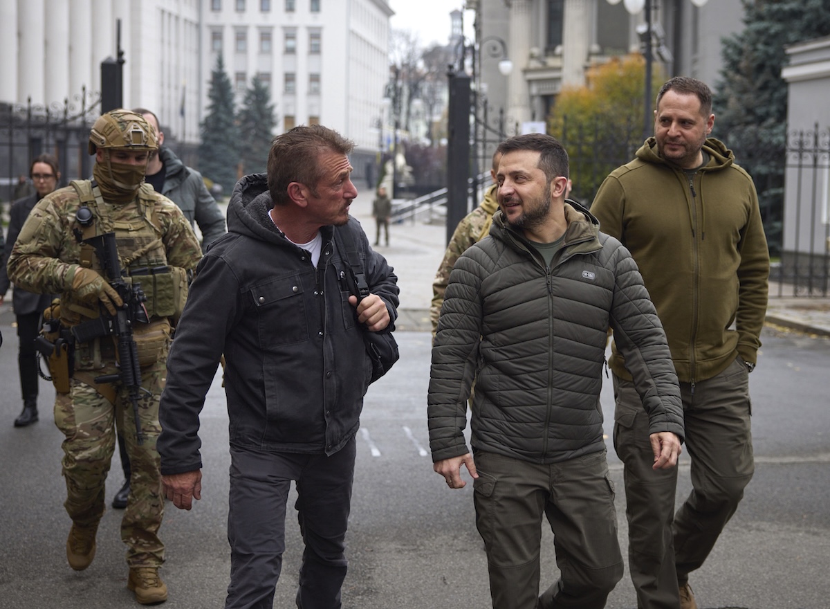 Sean Penn and Zelenskyy, 11/8/22