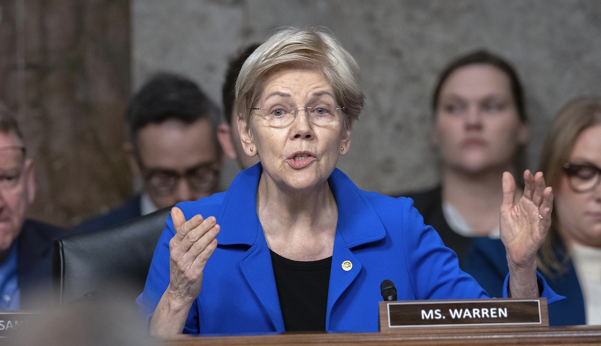 Sen. Elizabeth Warren questions Robert F. Kennedy Jr. in hearing, Jan. 29, 2025
