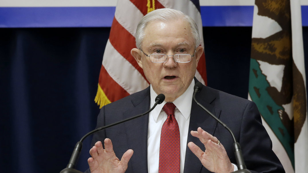 Jeff Sessions in Sacramento 2018 AP, r