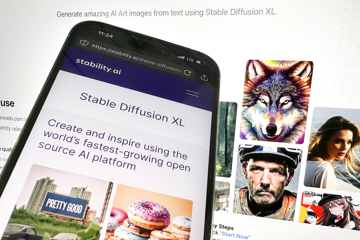 Stable Diffusion XL desktop and mobile websites